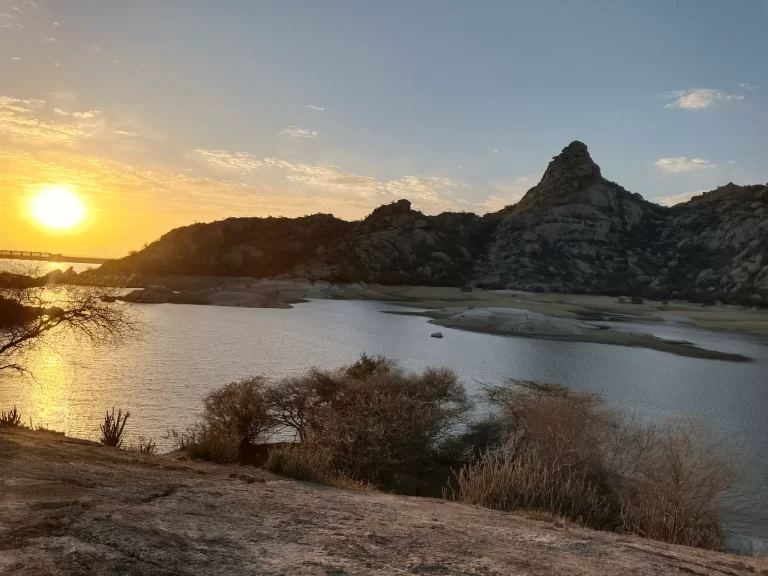 The Golden-Hour Window at Jawai: Forty Minutes That Decide the Shoot